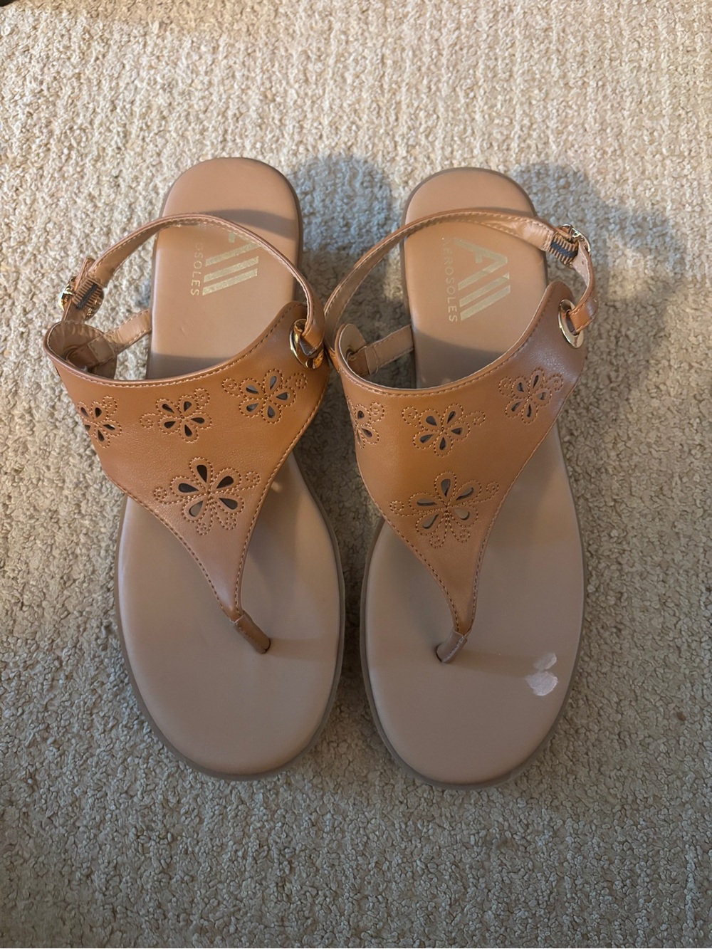 AEROSOLES Tan Floral Cutout Thong Sandals